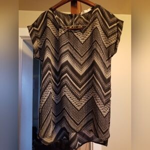 Short Sleeve Chevron Blouse